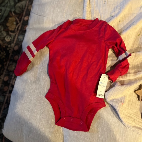 8 item Baby Clothes Bundle (boy) - Carter's and other brands - 6 - 12 months - Picture 4 of 5